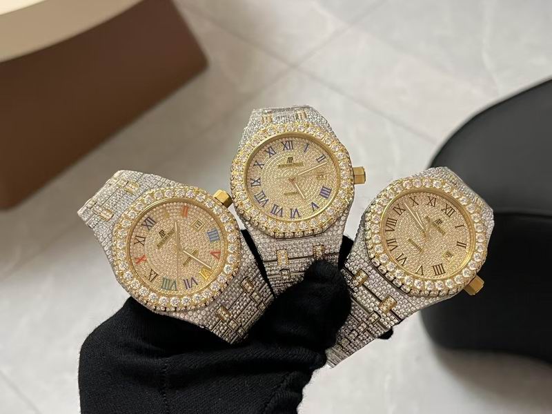 Ap Watch gold and Silver