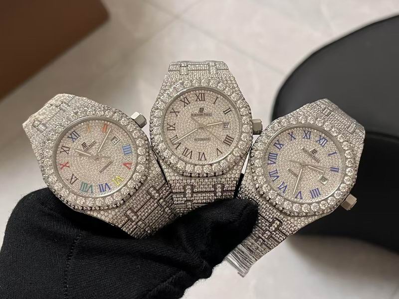 Ap Watch gold and Silver
