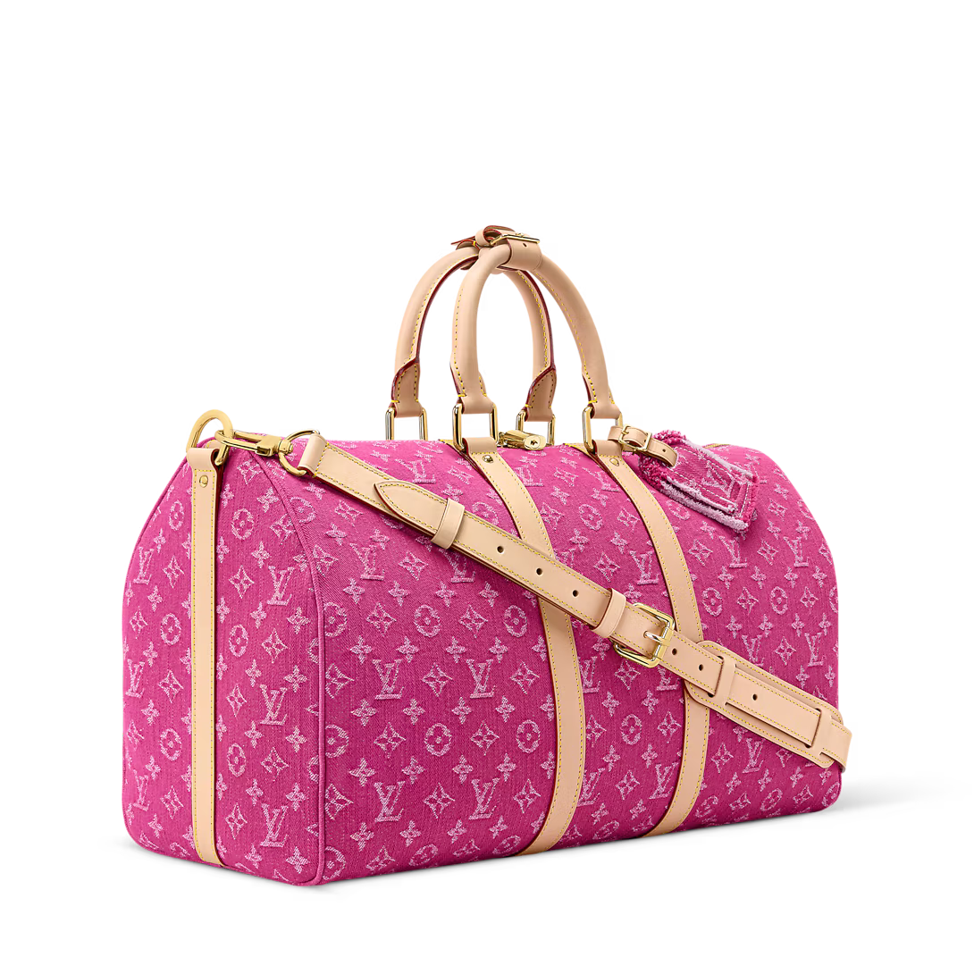 lV pink duffle